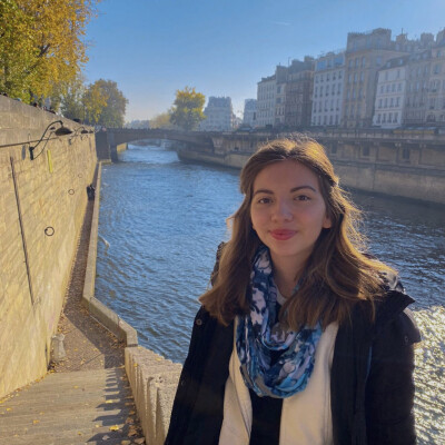 Sofia  zoekt een Kamer / Appartement / Studio in Amsterdam