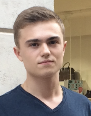 Raphael zoekt een Kamer / Appartement / Studio / Woonboot in Amsterdam