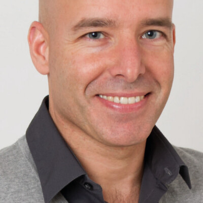 Rinaldo zoekt een Kamer / Appartement / Huurwoning / Studio / Woonboot in Amsterdam