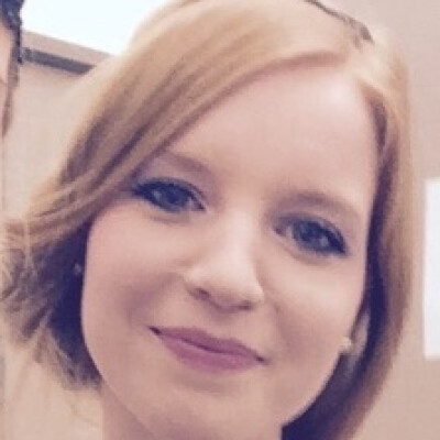 Svenja zoekt een Kamer / Appartement / Huurwoning / Studio / Woonboot in Amsterdam